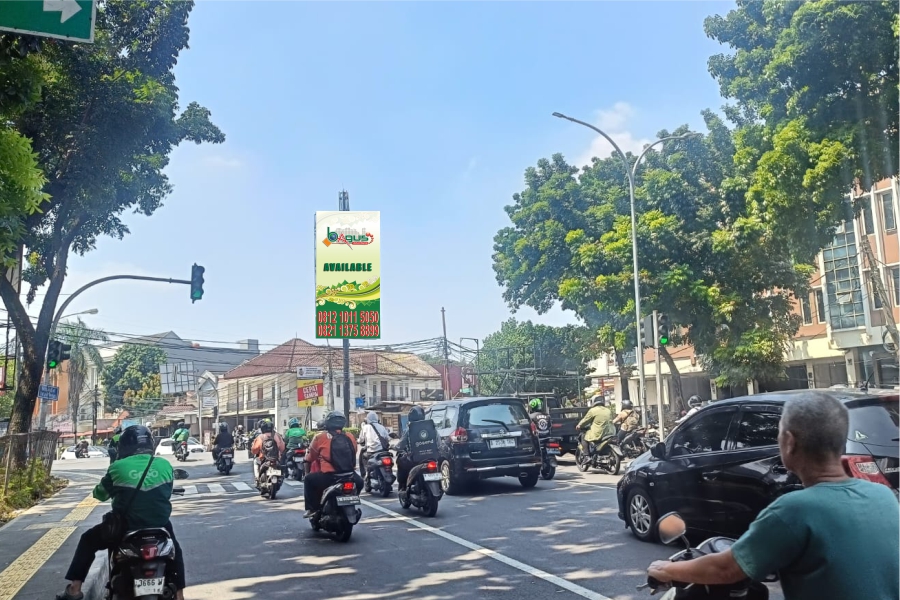 Jl. Bintaro Utama, Pd. Karya, Kec. Pd. Aren, Tangerang Selatan, Banten 15225